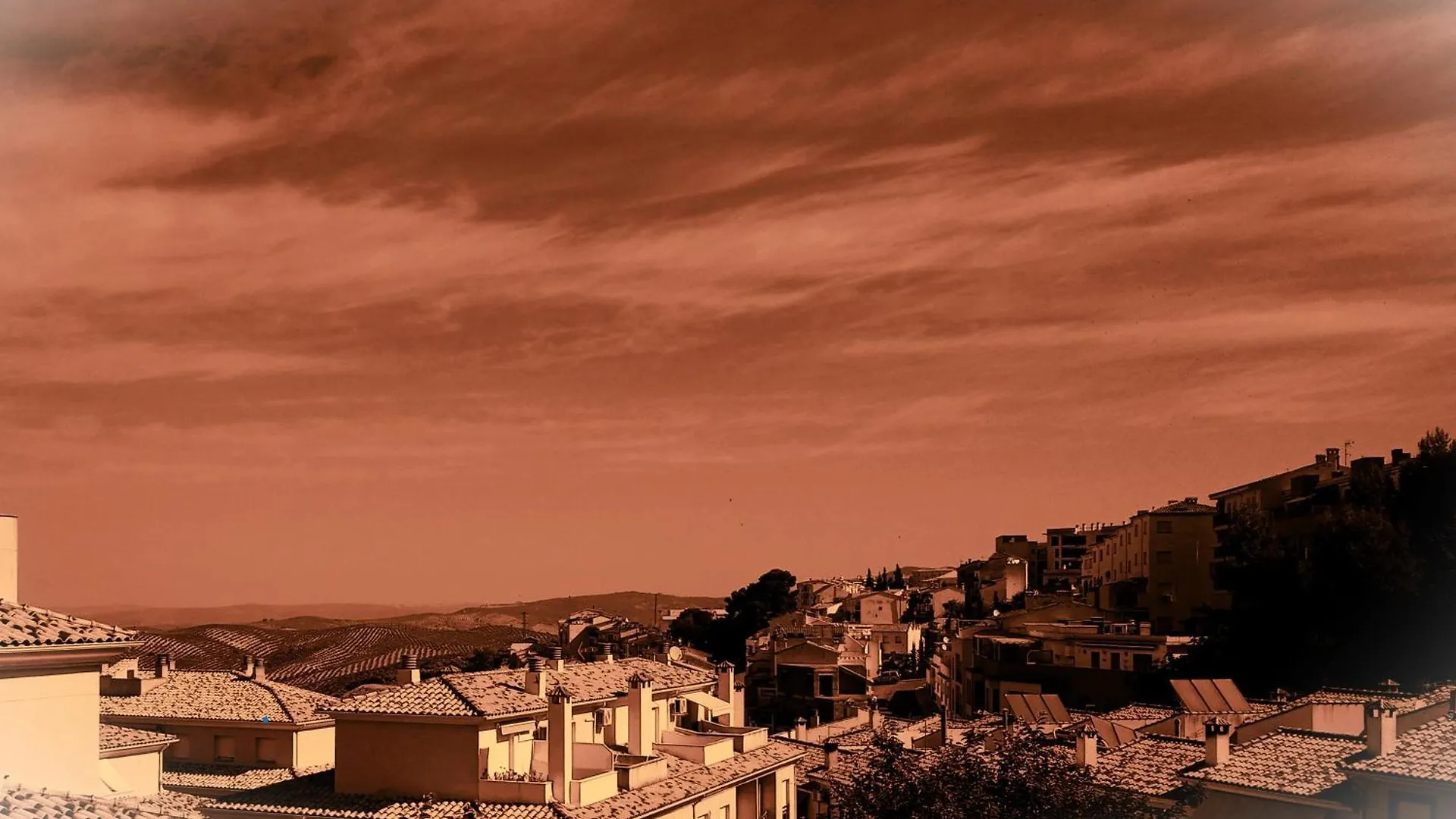 El Atardecer De Cazorla contacts